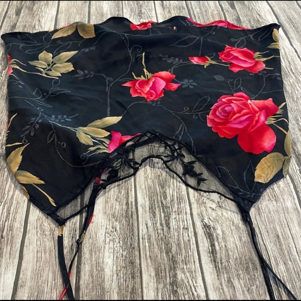 Victoria’s Secret vintage 100% silk floral cami
